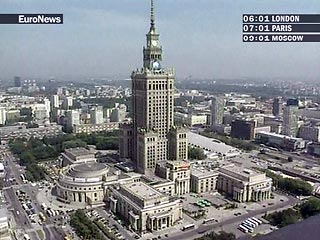 Правительство и журналисты Польши не сдерживают острой критики в адрес Минска. Они требуют от ЕС оказать давление на Белоруссию