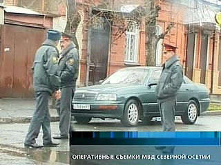В центре Владикавказа было обнаружено взрывное устройство с часовым механизмом, настроенным на 9:00 мск, сообщили в МЧС республики