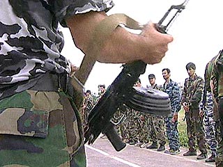 Руководство МВД Чеченской республики категорически опровергает сообщение отдельных СМИ о переходе в ряды НВФ нескольких десятков сотрудников правоохранительных органов