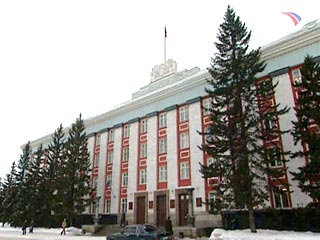 Госсобрание Республики Алтай решило отменить заседание из-за редкого астрономического явления - солнечного затмения. Дело в том, что в связи с полным солнечным затмением сегодняшний день посчитали неблагополучным