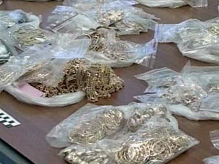 У двух бывших офицеров милиции в Костроме изъято 23 кг золотых ювелирных изделий