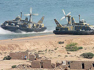 Иран завершил самые крупные в своей истории военно-морские учения