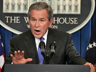 Рейтинг президента США Джорджа Буша переживает серьезное падение, республиканцы также сдают свои позиции среди избирателей. Американская партия власти беспокоится за результаты промежуточных выборов в Конгресс, которые должны состояться в ноябре