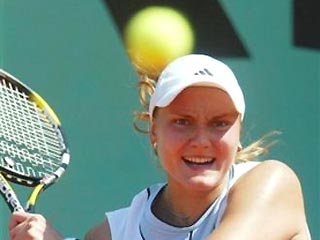 Надежда Петрова выиграла турнир в Амелия-Айленде
