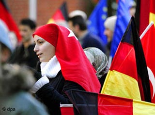В Германии начались традиционные пасхальные марши мира