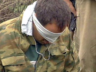 Генеральная прокуратура России задержала в Ингушетии боевика, причастного к ряду терактов, в том числе обстрелу в 2001 году военно-транспортного вертолета, в котором находились депутаты Госдумы