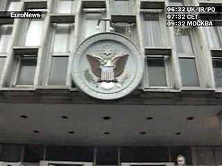 Руководство Центрального разведывательного управления США уволило сотрудника за утечку служебной информации о секретных тюрьмах для подозреваемых в причастности к террористической деятельности