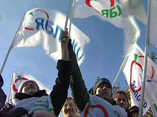 Митинг против отмены армейских отсрочек состоялся сегодня на Арбатской площади в Москве