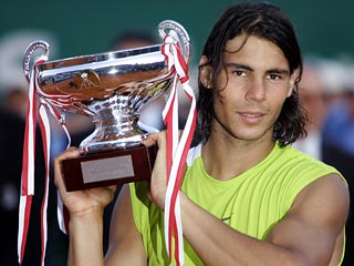 19-летний Рафаэль Надаль в четвертый раз обыграл Федерера