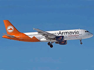 Пассажирский самолет А-320, принадлежащий компании "Армянские авиалинии" (Armavia), потерпел катастрофу в Черном море в 5 км от аэропорта назначения - Адлера (Сочи)