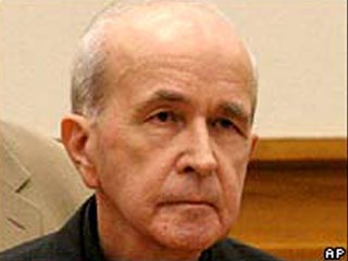 Американский католический священник Джералд Робинсон признан виновным в убийстве монахини. Преступление было совершено 26 лет назад. Обвинение настаивало на том, что это было ритуальное убийство