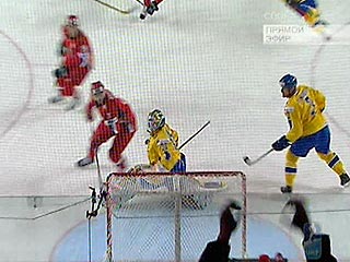 Россияне по-прежнему не знают поражений на чемпионате мира по хоккею