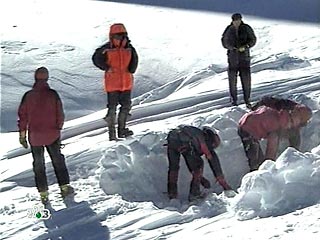 Опознаны тела всех девяти альпинистов, доставленные во вторник в морг Нальчика со склонов Эльбруса