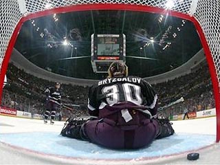   Брызгалов не уберег свои ворота от хоккеистов "Эдмонтона"