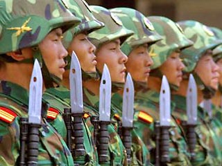 Пентагон: 95% нового оружия Китай закупает в России
