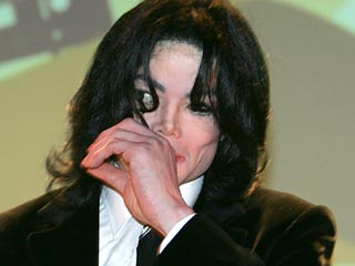 Впервые после суда Майкл Джексон появится перед широкой публикой на церемонии в Токио
