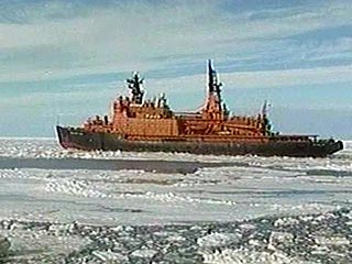 Атомоход "Ямал" со спасенными полярниками взял обратный курс на Мурманск