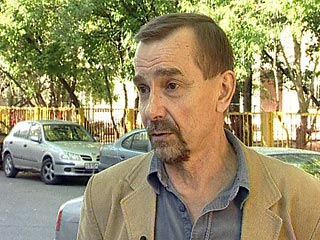 Среди организаторов акции - движение "За права человека", чей лидер Лев Пономарев заявил журналистам, что Трепашкин подвергся "необоснованным репрессиям в местах заключения"