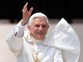 Папа Римский заявил, что "Церковь никогда не была врагом любви и секса"