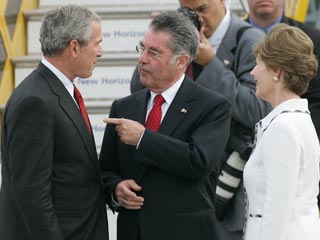 Буш заручился в Вене поддержкой ЕС по Ирану и Северной Корее