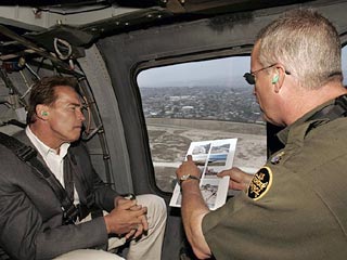Шварценеггер ослушался Буша и не отправил войска к границе с Мексикой