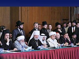 Участники Всемирного религиозного саммита обеспокоены отказом современного мира от религиозных ценностей