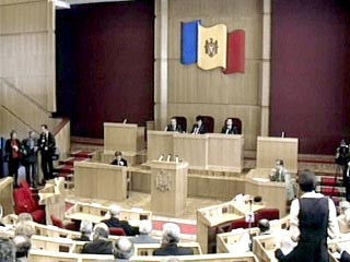 Парламент Молдавии отклонил голосование по вопросу о выходе республики из СНГ