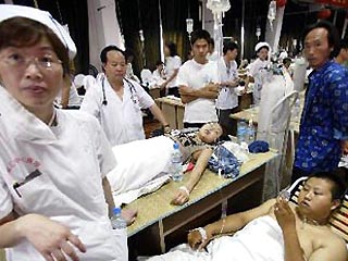 В Китае на севере страны в результате утечки хлора на химзаводе госпитализированы 164 человека, сообщает РИА "Новости" со ссылкой на китайское информационное агентство Xinhua