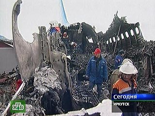 По данным на утро четверга, опознано 98 жертв катастрофы самолета А-310 в Иркутске