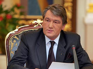 Президент Украины Виктор Ющенко заявил, что новые парламентские выборы это слишком дорогое удовольствие. Об этом резидент сказал сегодня в своем традиционном субботнем радиообращении к украинцам, которое было посвящено парламентскому кризису