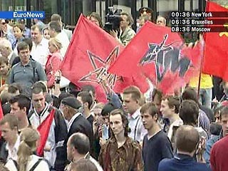 Сразу две акции протеста против саммита прошли в субботу в Петербурге