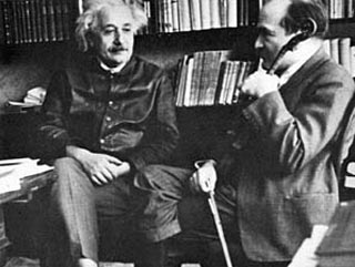 Новые факты из личных писем Эйнштейна - ученый не носил носки