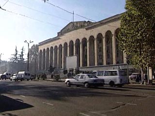 Парламент Грузии принял решение о выводе российских миротворцев со своей территории