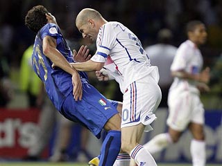 В четверг ФИФА объявит решение по инциденту между Зиданом и Матерацци