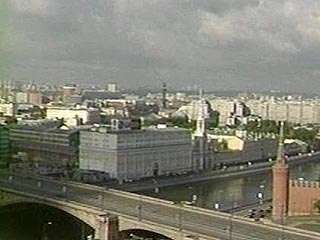 На смену теплой солнечной погоде в московский регион пришли кратковременные дожди и похолодание