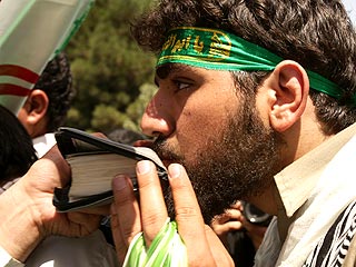 Иранские добровольцы отправились в Ливан на помощь "Хизбаллах"