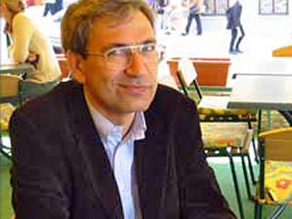 Стамбульский суд оправдал известного турецкого писателя Орхана Памука