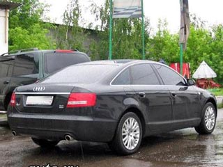 В Москве угнали автомобиль второго секретаря представительства Евросоюза в РФ