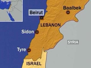 Боевики шиитского движения сопротивления "Хизбаллах" и подразделения ливанской армии отбили минувшей ночью попытки израильских парашютистов осуществить высадку в южном ливанском городе Тир, убив при этом одного израильского военнослужащего и ранив троих