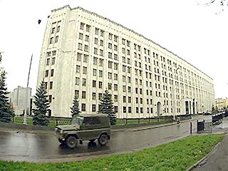 Министерство обороны РФ с недоумением восприняло решение США ввести санкции против российских компаний "Рособоронэкспорт" и "Сухой"