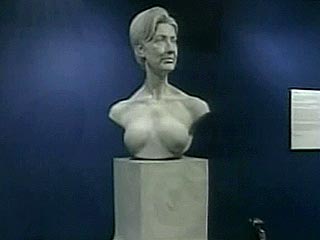 В нью-йоркском "Музее секса" выставлен бюст Хиллари Клинтон
