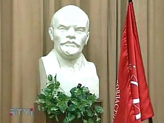 Липецкие коммунисты намерены установить в области несколько памятников Ленину