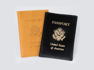 В Соединенных Штатах с понедельника началась выдача населению паспортов следующего поколения, содержащих биометрические данные о владельцах
