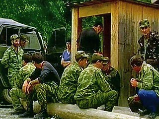 Грузия продолжает игнорировать требование миротворцев и миссии военных наблюдателей ООН о выводе войск из верхней части Кодорского ущелья