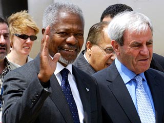 Генсек ООН Кофи Аннан открыл турне по Ближнему Востоку, прибыв в Бейрут