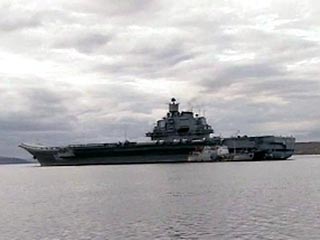 Два матроса Северного флота пострадали в результате пожара на авианесущем крейсере "Адмирал Кузнецов"