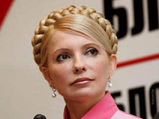 Тимошенко отметила месяц работы Януковича премьером призывом к роспуску Верховной Рады