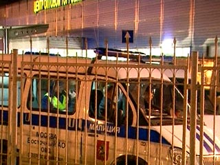В Москве совершена попытка ограбления магазина "Metro cash and carry", расположенного на МКАД у Щелковского шоссе, сообщил источник в правоохранительных органах столицы