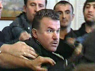 В Москве в ходе "круглого стола" по ситуации на Северном Кавказе, который был организован противниками Рамзана Кадырова, произошел неприятный инцидент