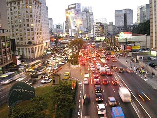 В Бразилии более половины водителей садятся за руль нетрезвыми